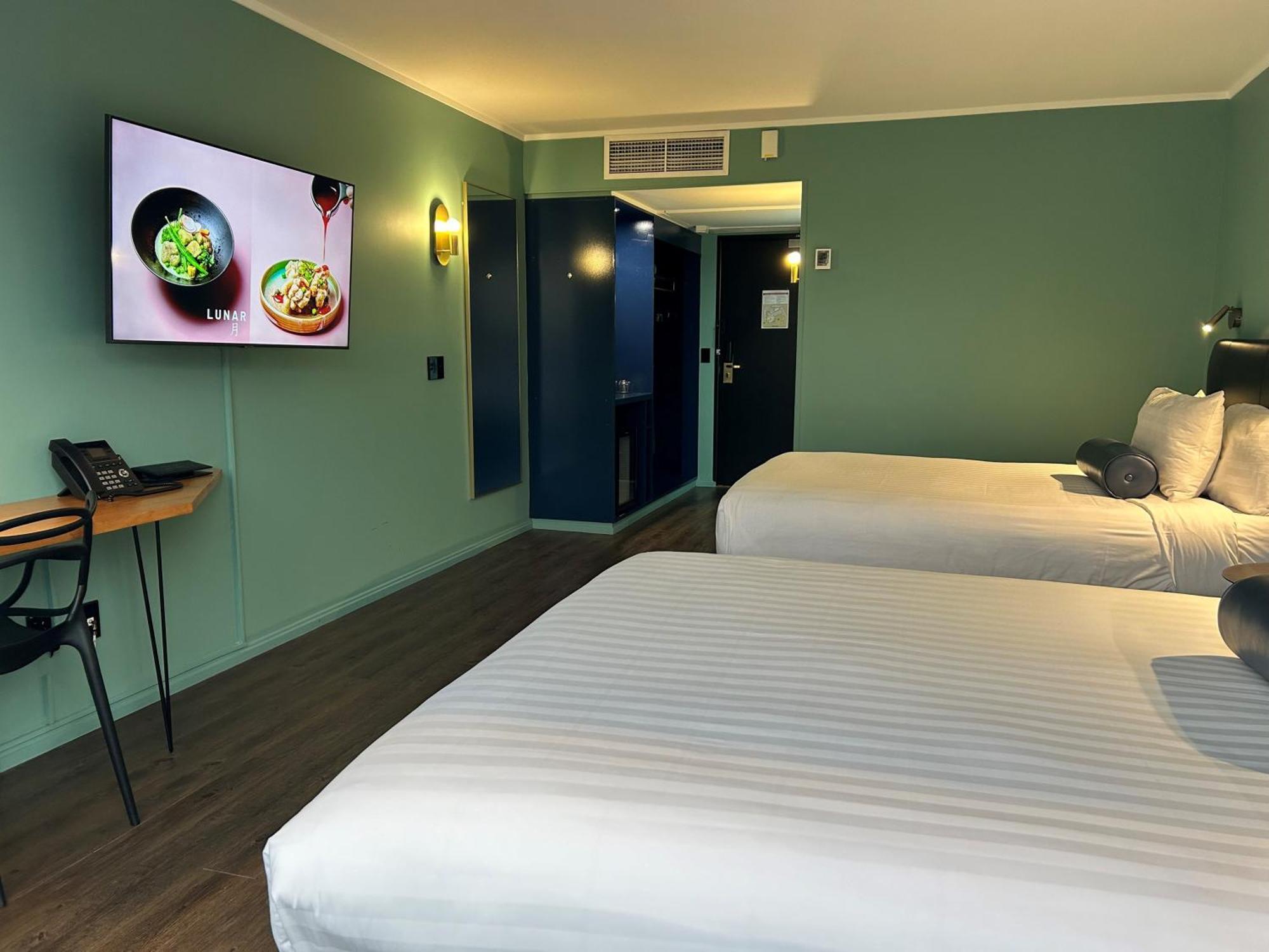 Naumi Auckland Airport Hotel Phòng bức ảnh